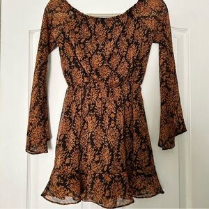 Windsor Black and Gold Floral Fabric small